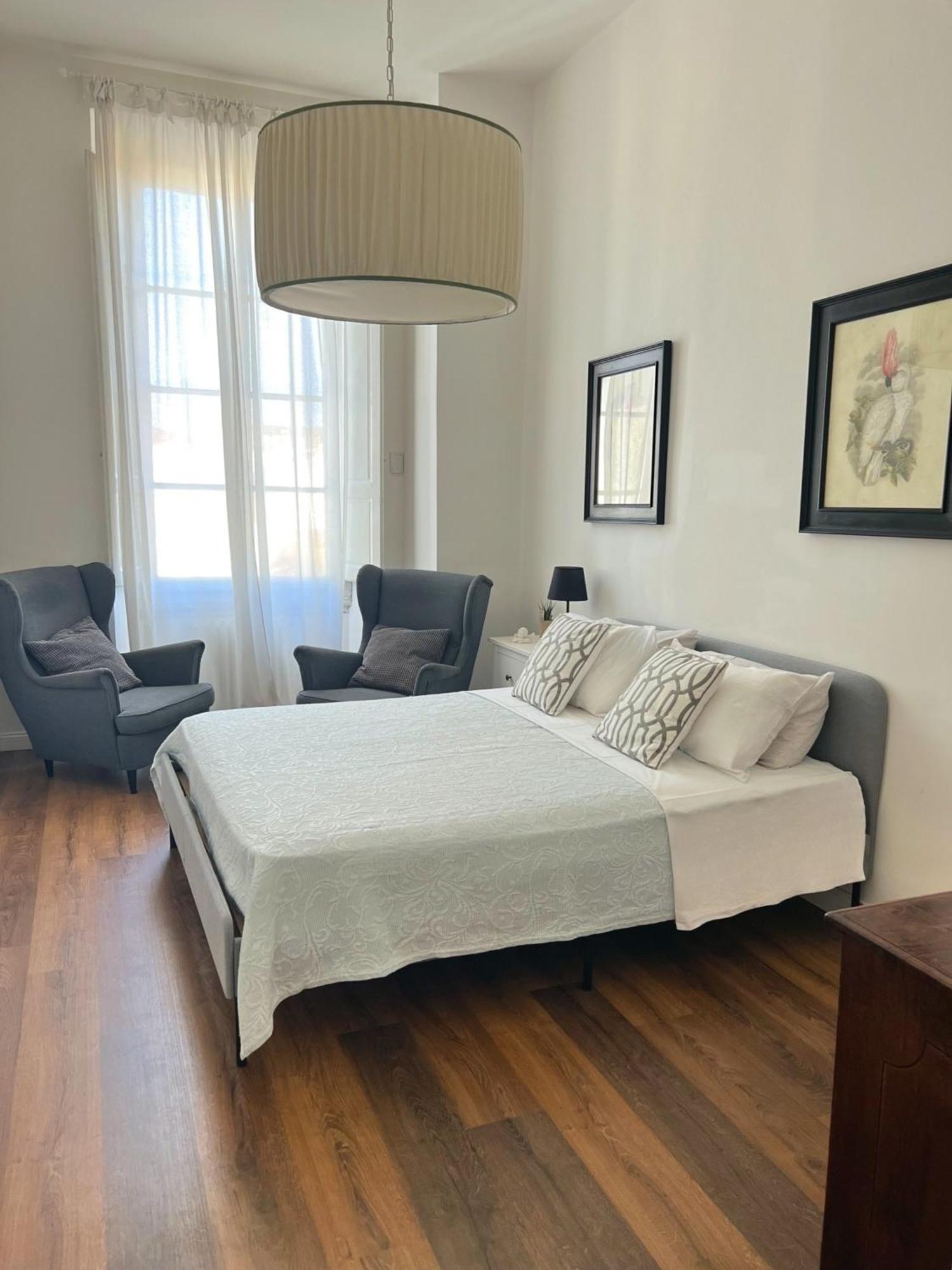 Apartment Santa Rosa 3 Bedrooms - Private Parking Florence