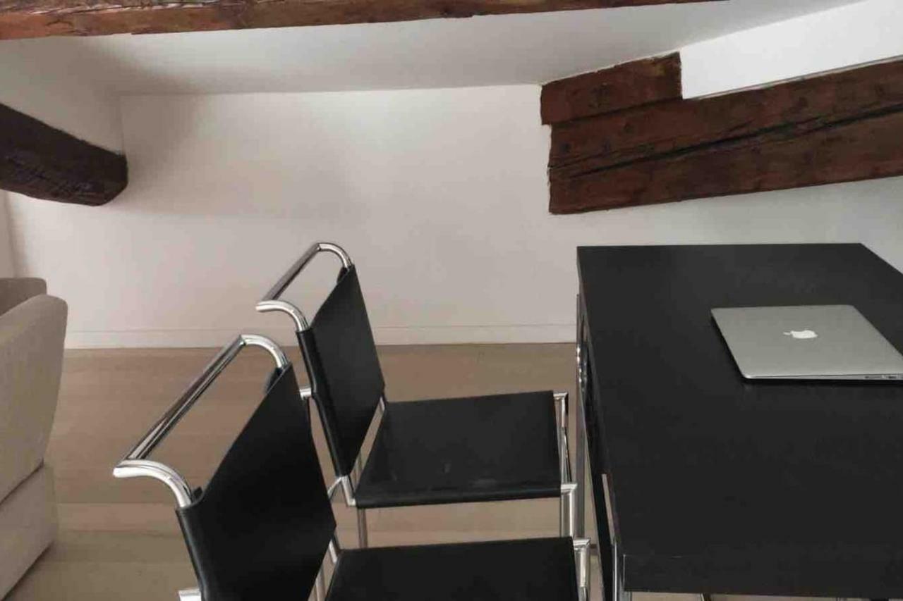 Apartment Santa Rosa 3 Bedrooms - Private Parking